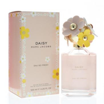 Marc Jacobs Daisy Eau So Fresh Eau De Toilette Spray  4.25oz